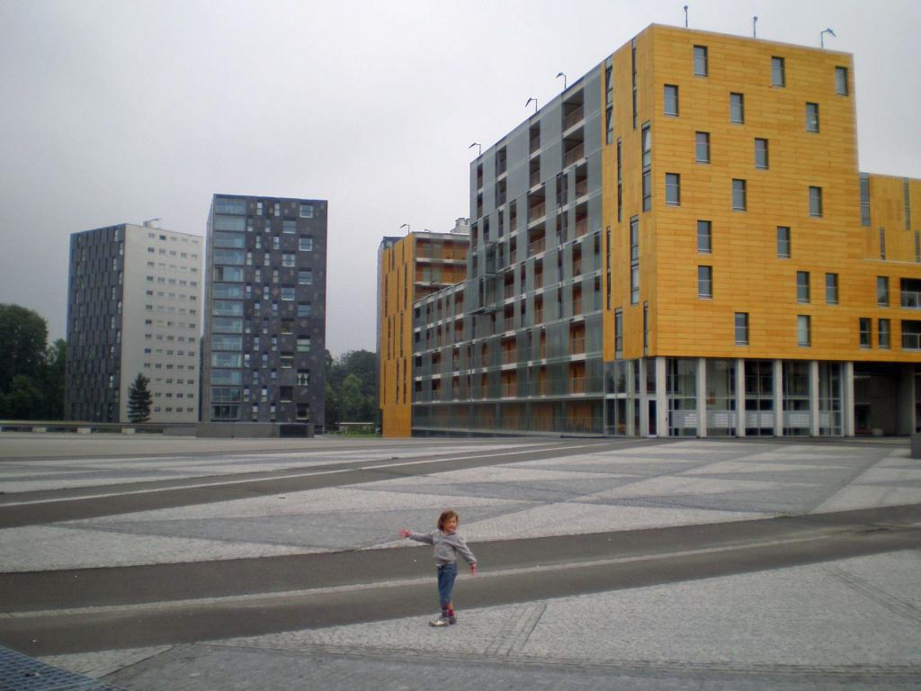 flats aan groot plein in breda